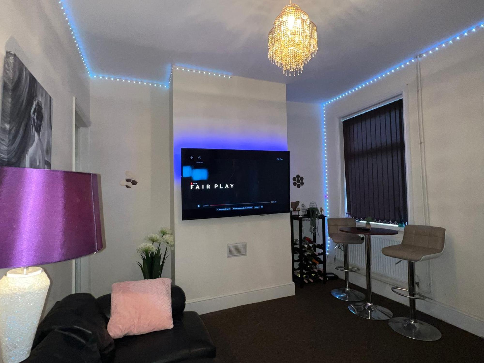H & F Realty 2 * Stoke-on-Trent